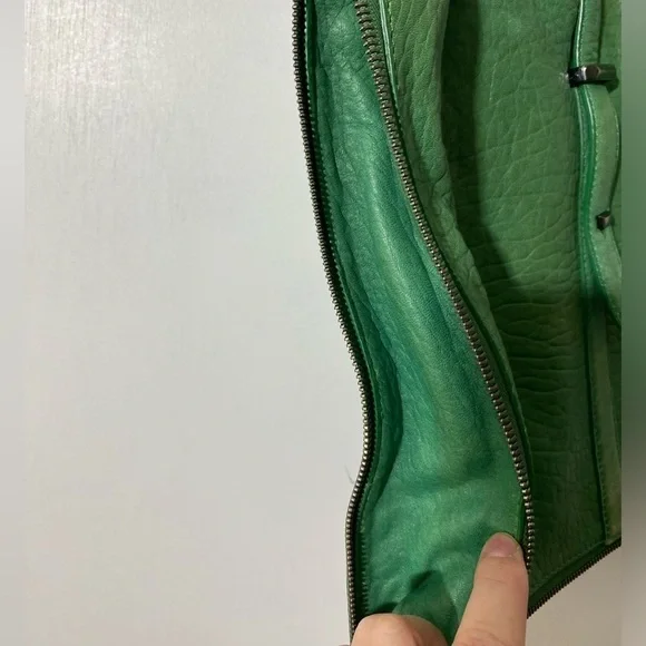 Leifsdottir green leather purse soft expandable sides and bottom   #PU - Picture 10 of 15